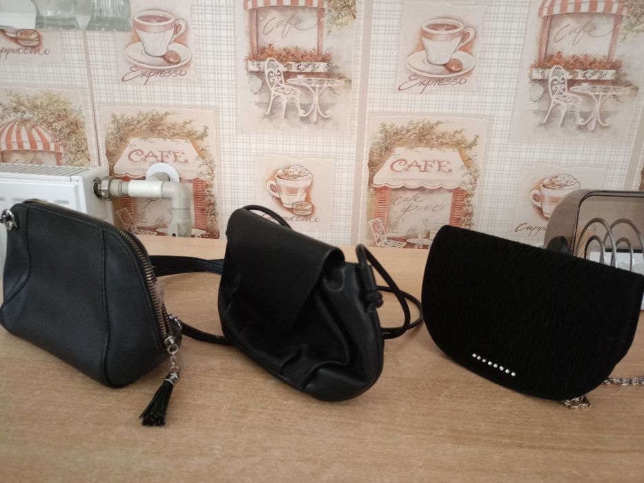 Женские сумки,бананки.Фасоны цвета и цены разные.Состояние отличное!