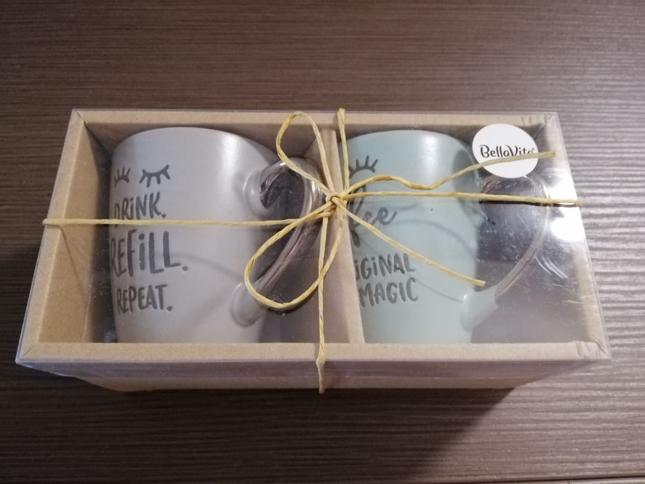 Чашки на подарок