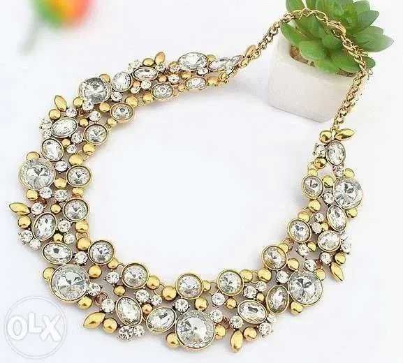 kolia w złotym odcieniu szeroka