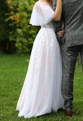 Piękna sukienka ślubna