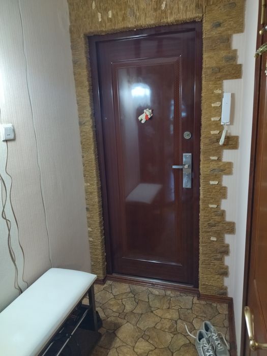 Продам трёхкомнатную квартиру ул. Толстого