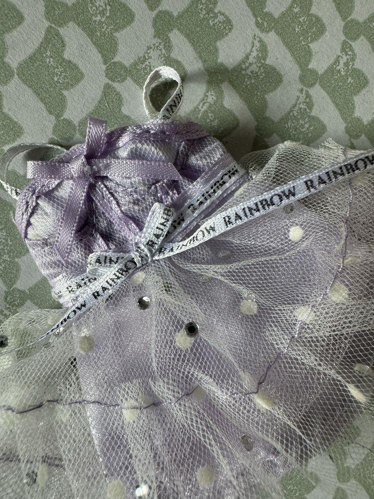 Boneca da série 1 Violet Willow Rainbow High