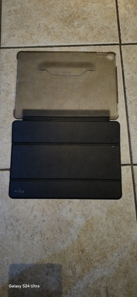 Etui z klapka plecki do tabletów