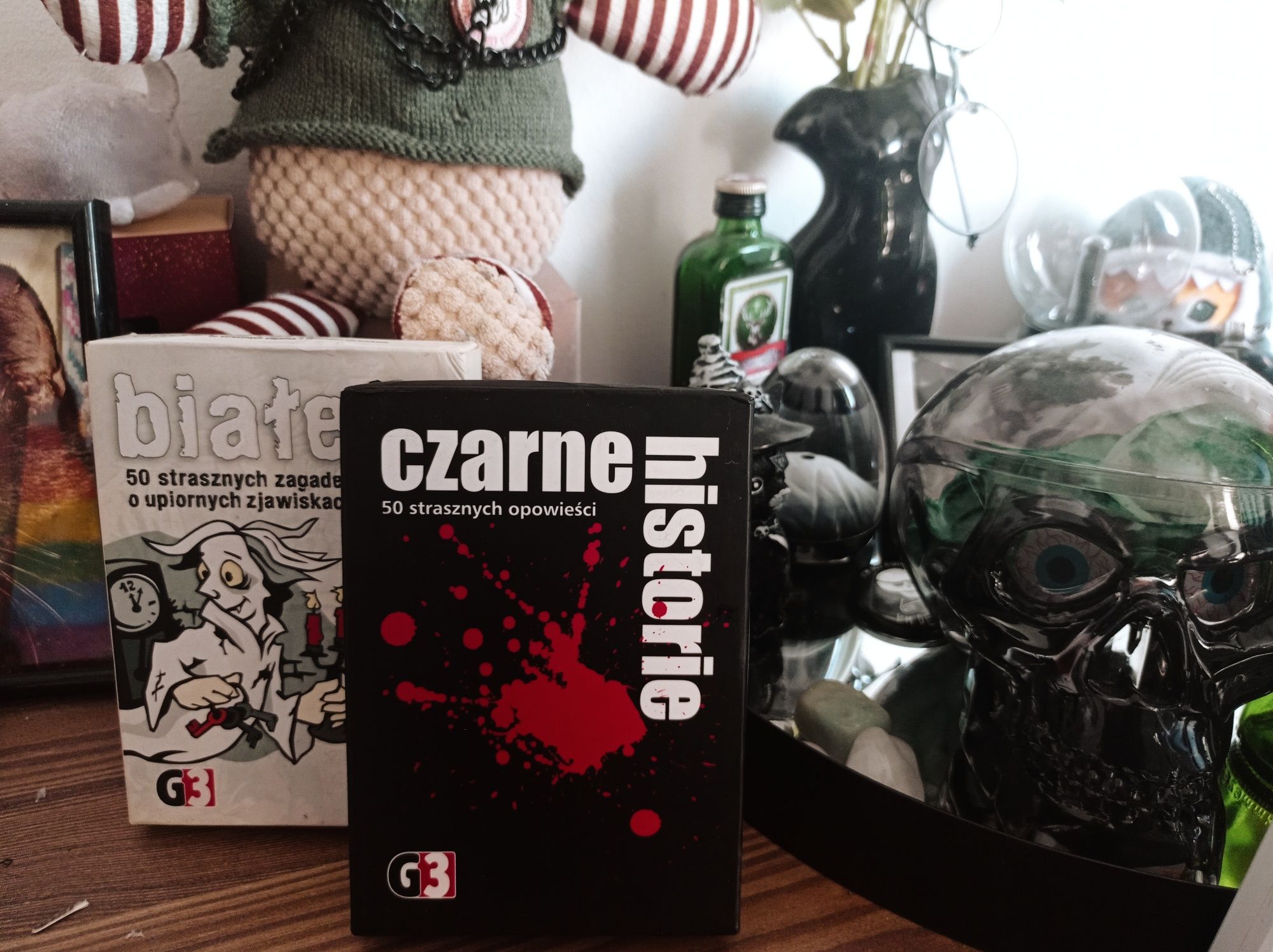 Gra karciana Czarne Historie 1 + Białe Historie