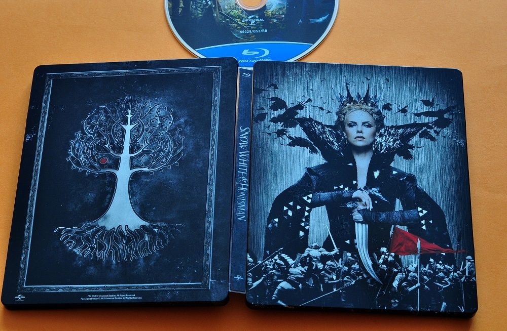 Steelbook Blue-ray  "Królowa śniegu i łowca ".