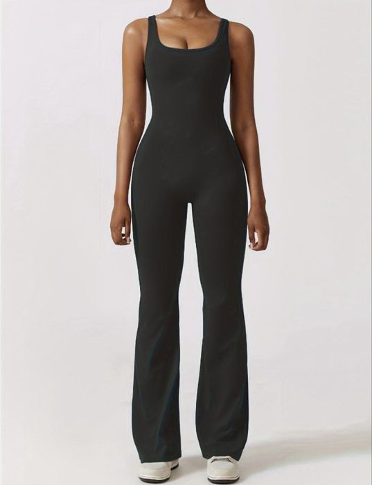 Спортивний комбінезон