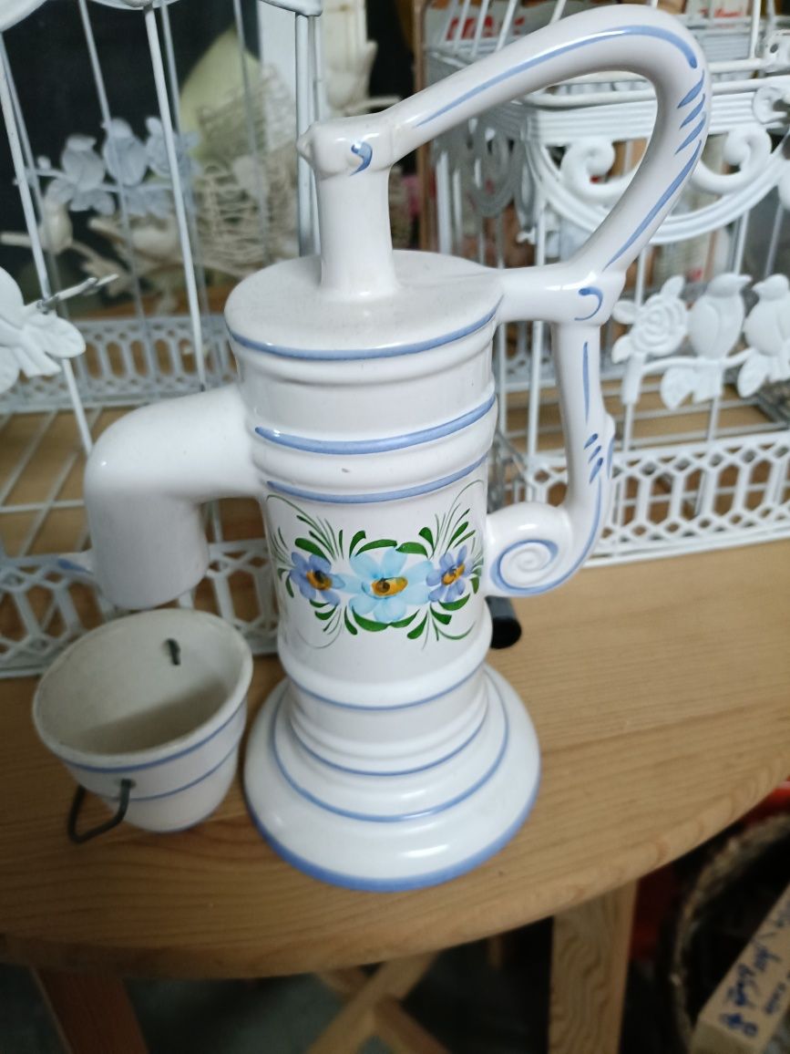 Peça em porcelana