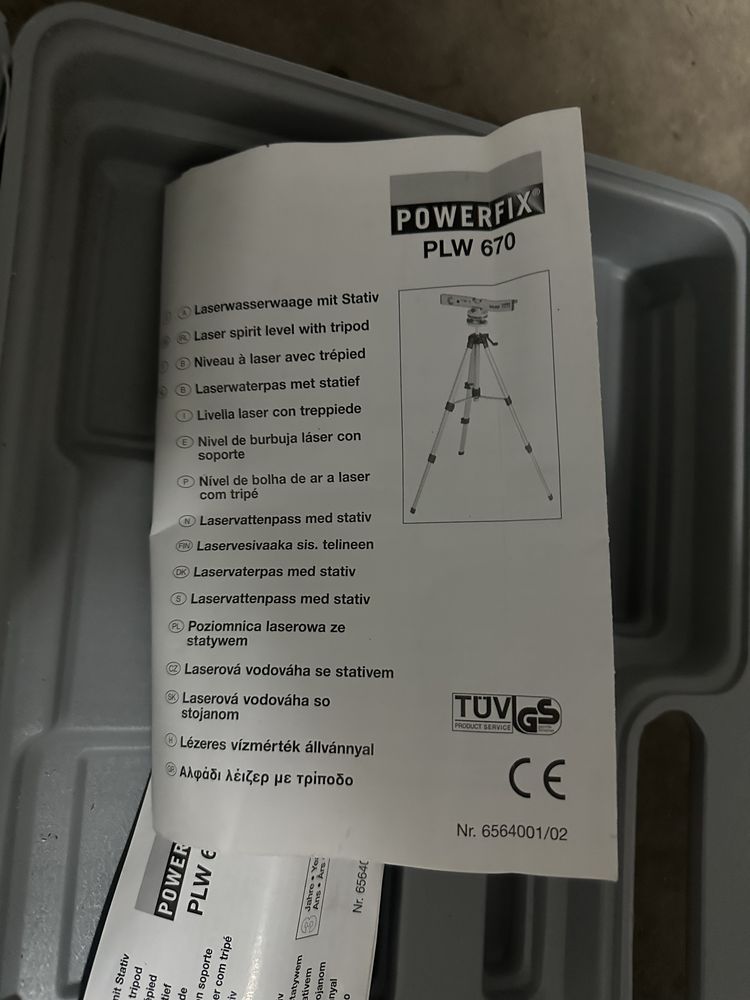 Poziomica laserowa Powerfix 670