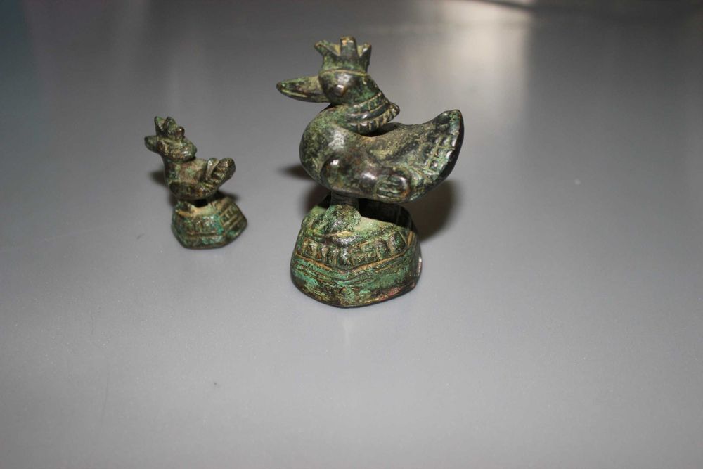 Odważniki do ważenia opium. Daleki Wschód, początek XVIII wieku.