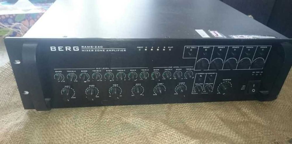 Новый Усилитель звука трансляционный микшер BERG Berg RAMS-240 колонки