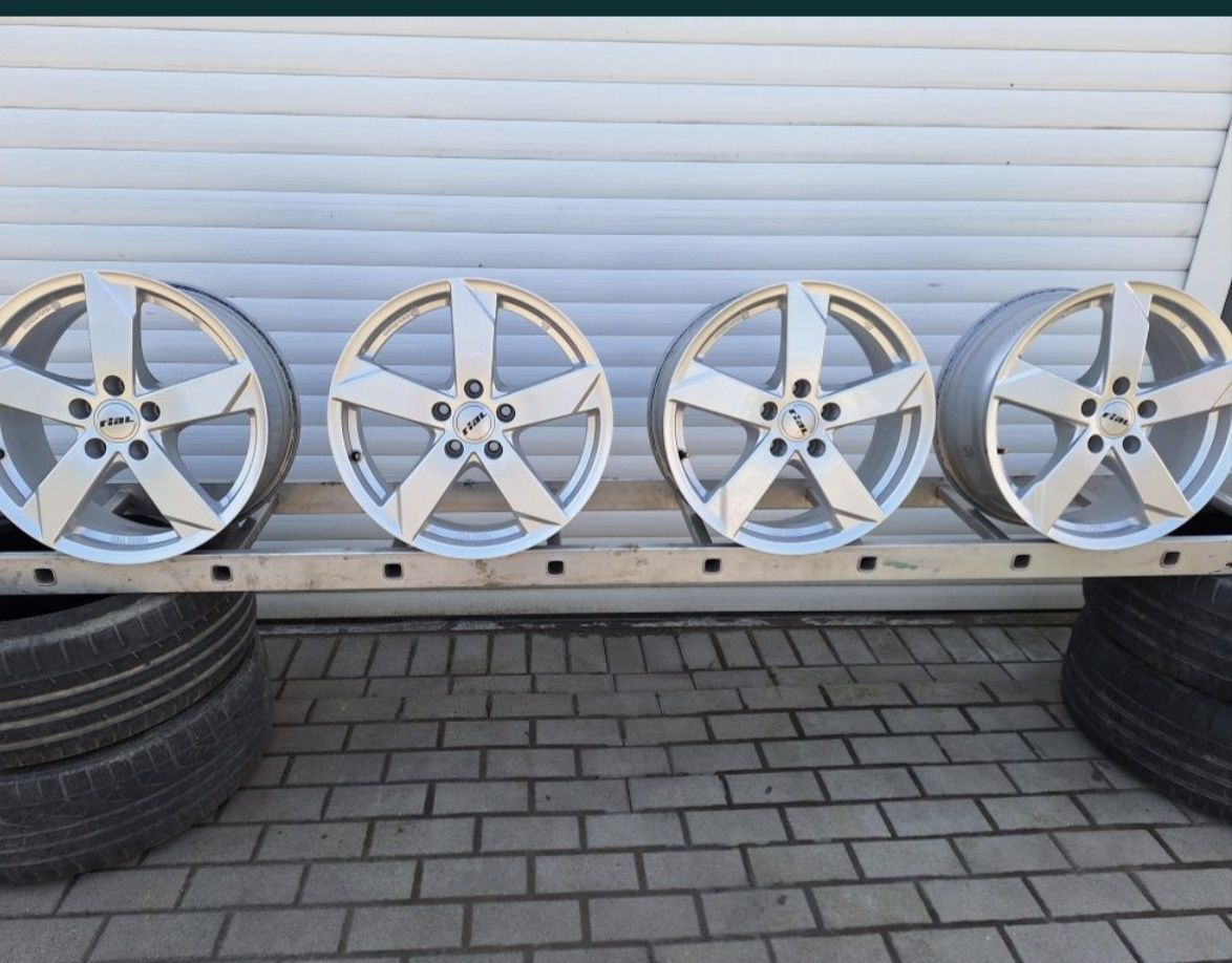 RIAL KODIAK SILVER 5x114,3  17 cali BDB TPMS Renault BYD Lexus Mazda