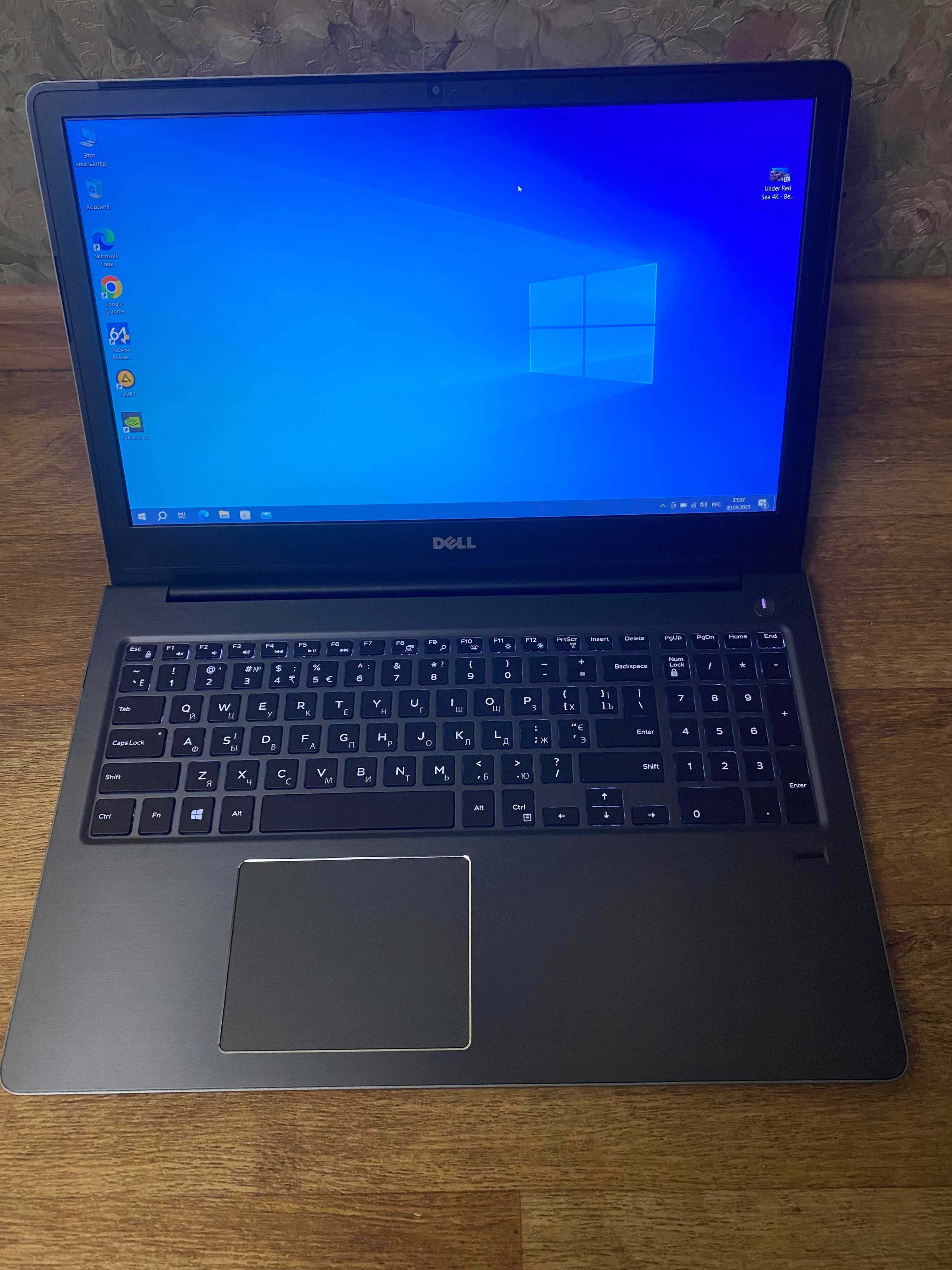 Ноутбук Dell Vostro 5568,i5-7200u,16Gb DDR4,256Gb m2 SSD,940MX 4Gb
