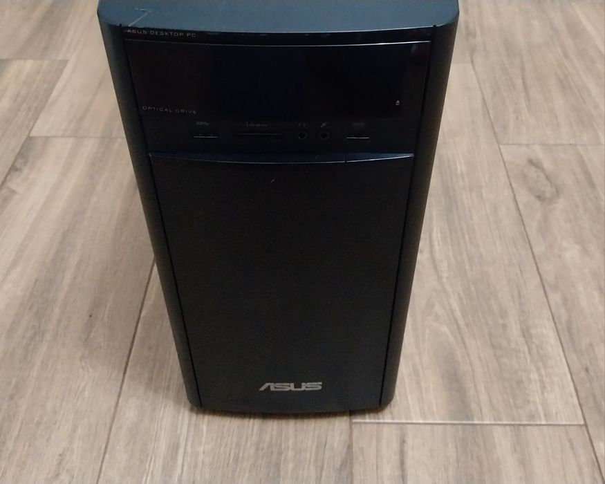 Torre Asus Core i5 6400 a 2.70Ghz, 16 Gb DDR4, 240Gb SSD, GT710 1Gb
