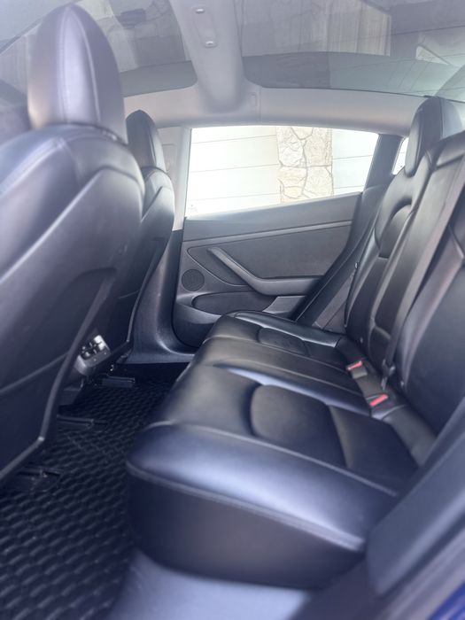 TESLA MODEL 3 2022 м/р | LFP | Тепловий насос | Обвіс | R19