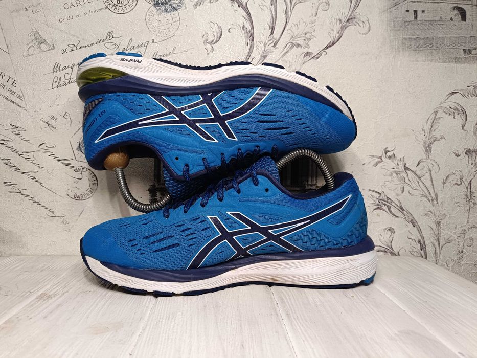 Asics Gel-Cumulus 20 1011A008