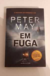 Livro Em Fuga de Peter May | NOVO NUNCA LIDO