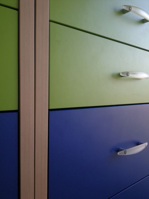 Móveis com gavetas juvenil azul verde e pinho