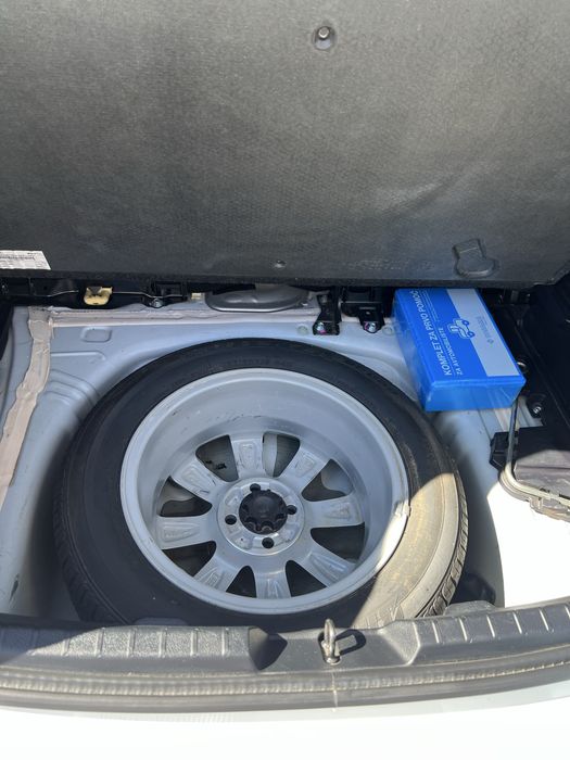 Toyota Yaris 2014р., офіційний автомобіль, без ДТП