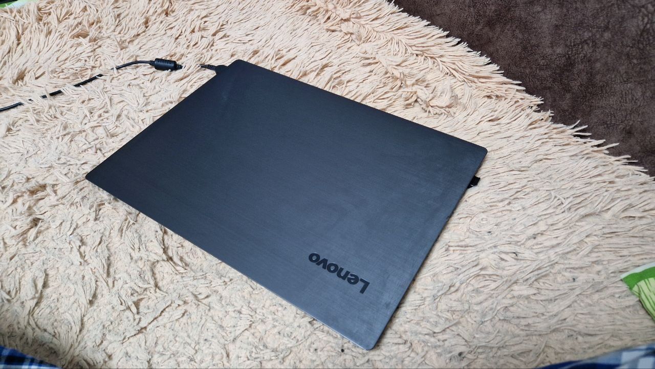 Ноутбук Lenovo v330-14arr