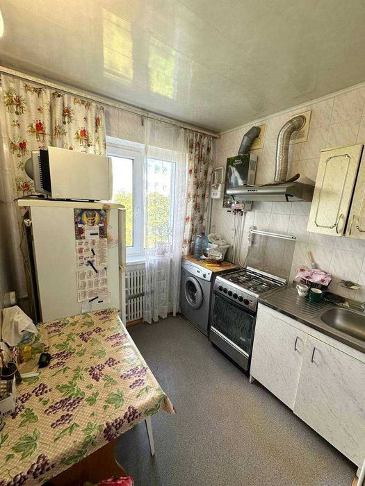 Продам 2кв 533 м/р метро Героев Труда МОЖНО Є-ВІДНОВЛЕННЯ!