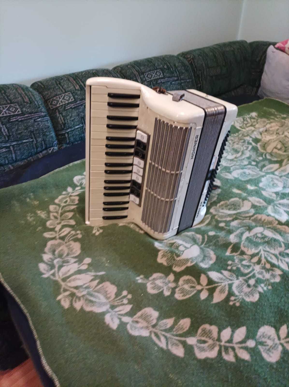 Akordeon Hohner Tango 2M