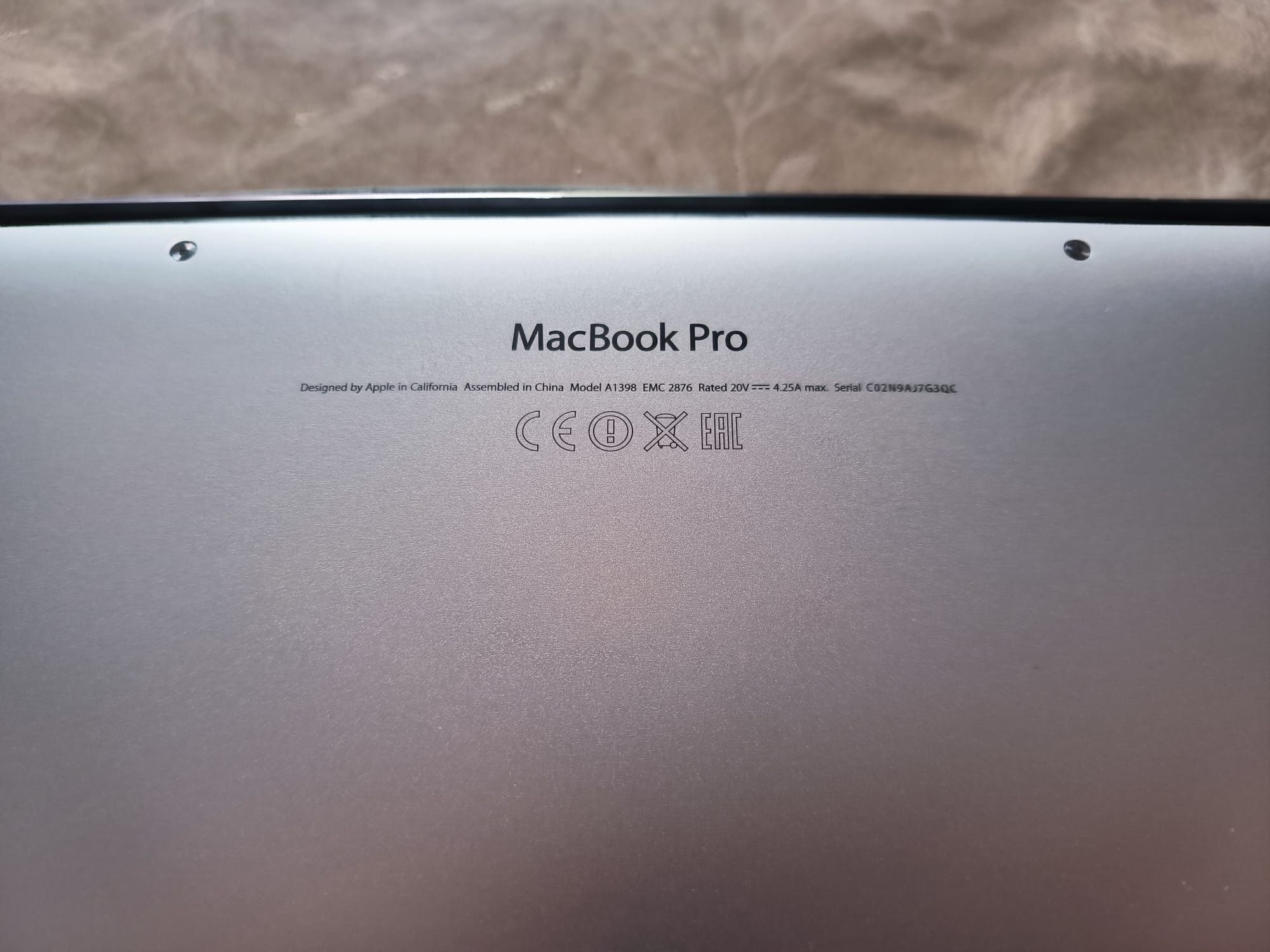 MacBook Pro 15" Retina - Version 11.0.1