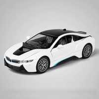 Модель авто BMW i8 1:32 як колекційна так і іграшка