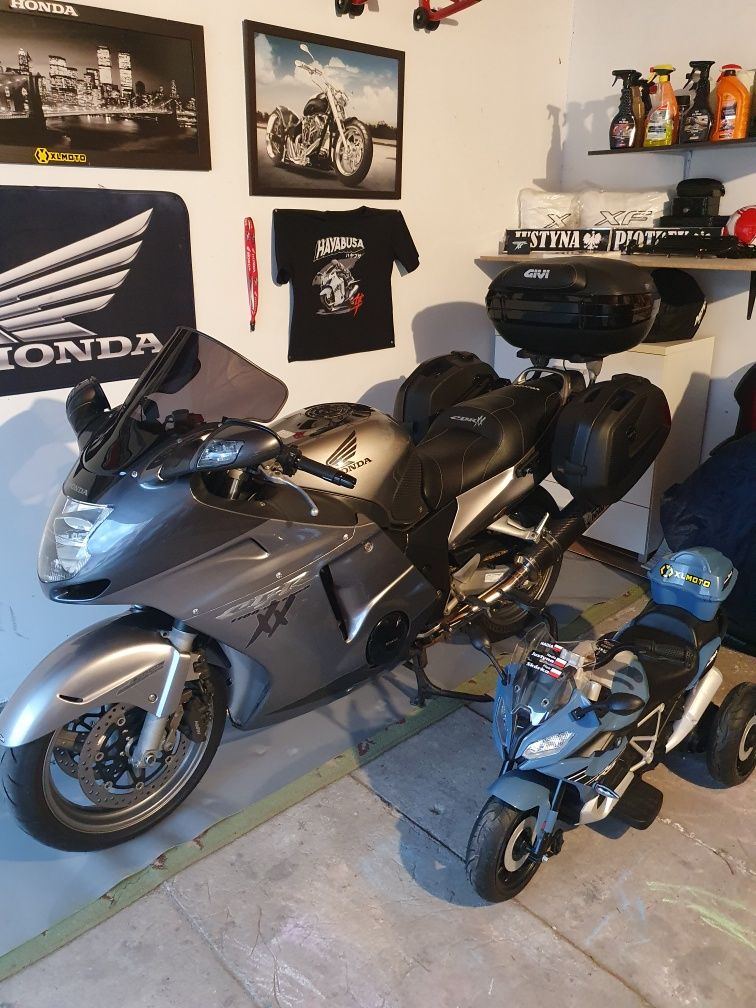 Honda cbr 1100xx