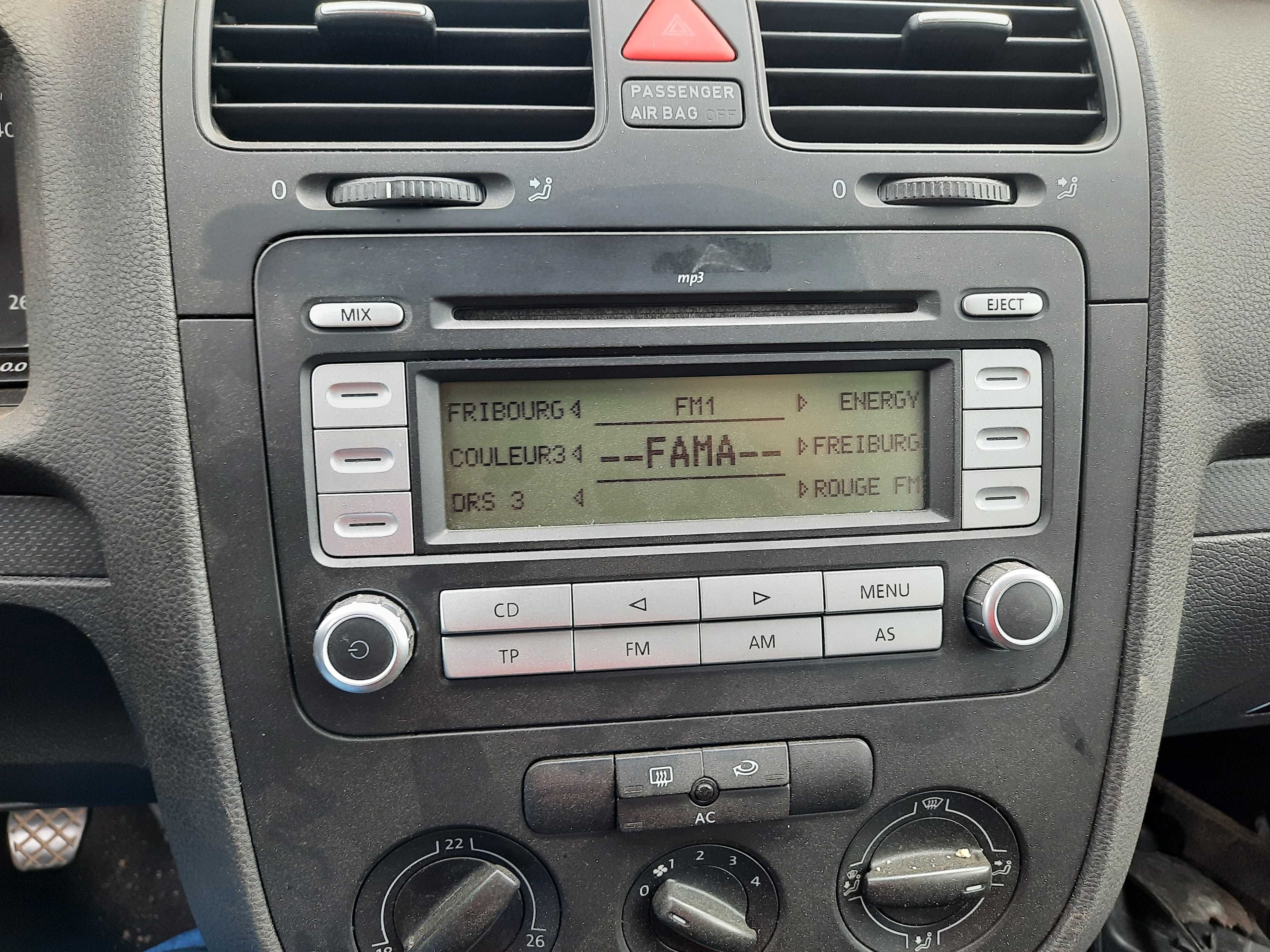 Radio C MP3 Volkswagen Golf 5 + Plus Golf 5 V