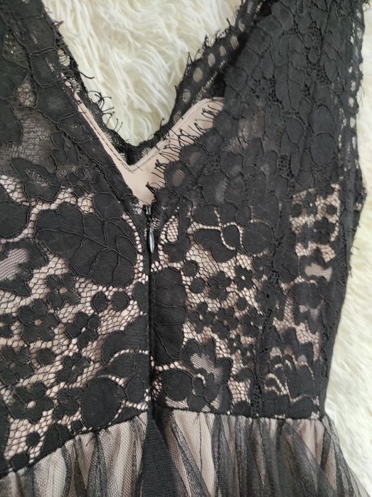 Piękna sukienka tiulowa