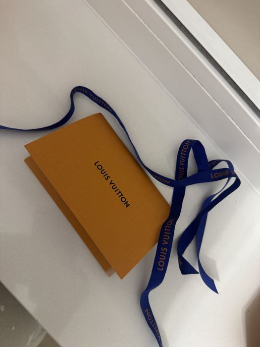 Oryginalna koperta Louis Vuitton + wstążka