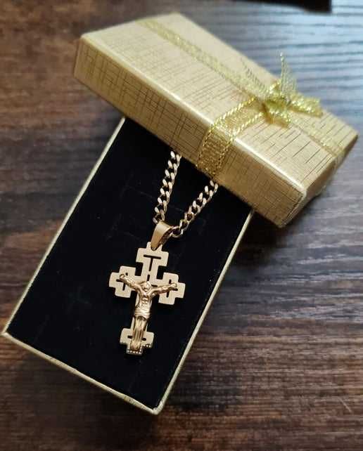 Colar 4Crosses - Fio e pingente - Cristo - a pensar no Natal?