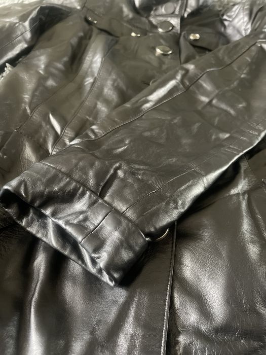 Куртка шкіряна майже нова