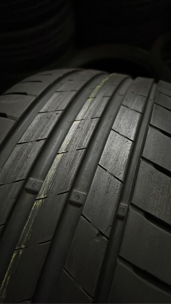 Pneus semi-novos 235/35R19