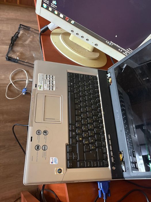 Ноутбук Asus Z53J