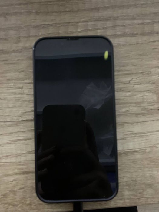 Айфон 13 на 128 R-sim