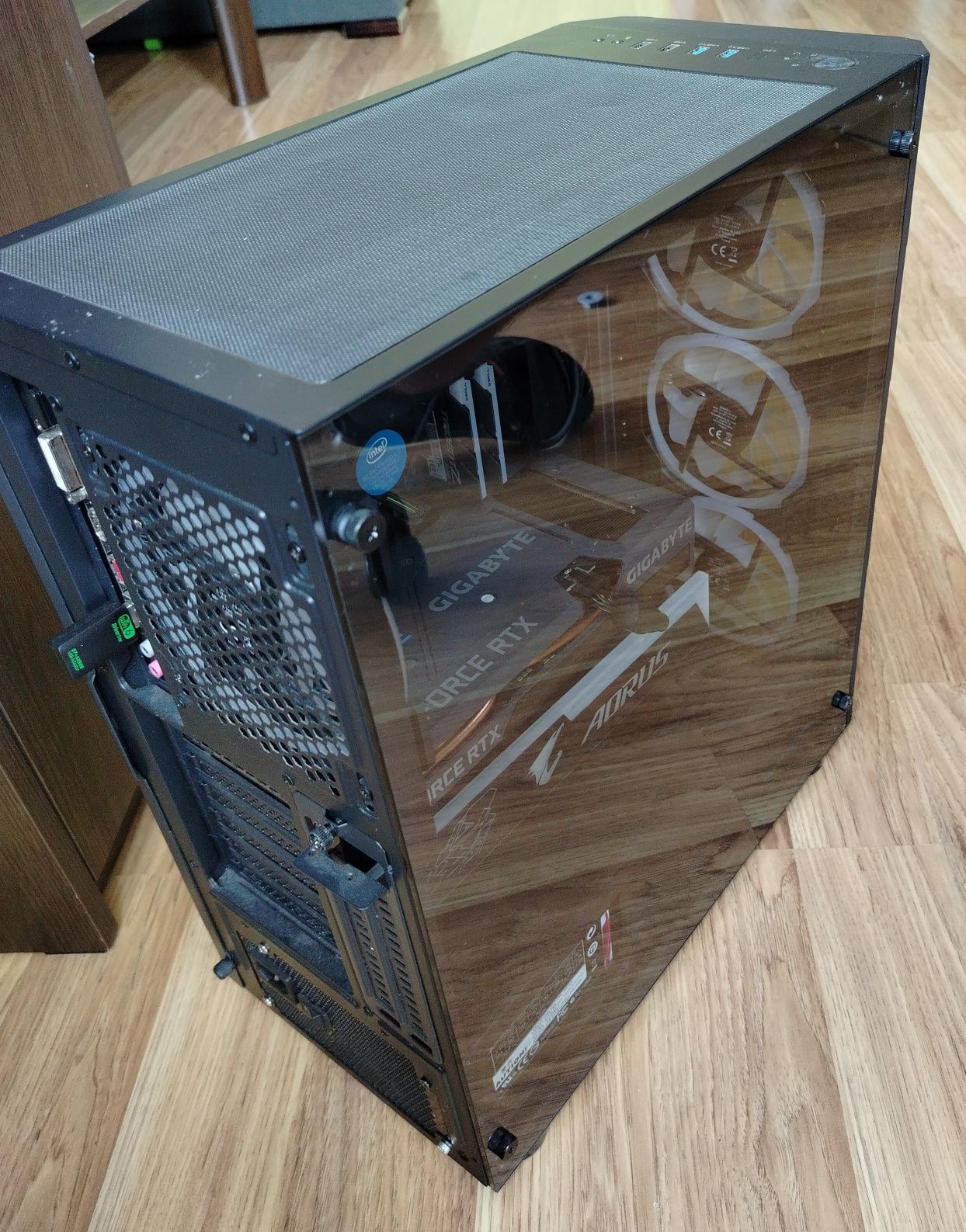 Komputer do gier RTX 3060 Intel SSD ARGB
