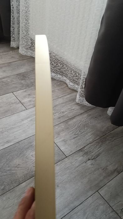 Lustro ścienne łazienkowe