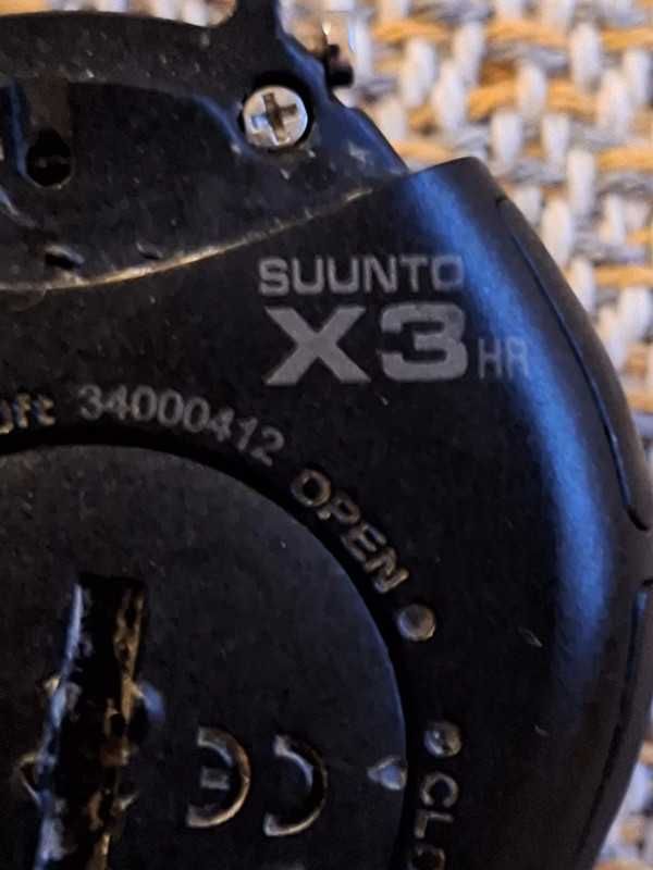 Mostradores Suunto, modelos T6 e X3