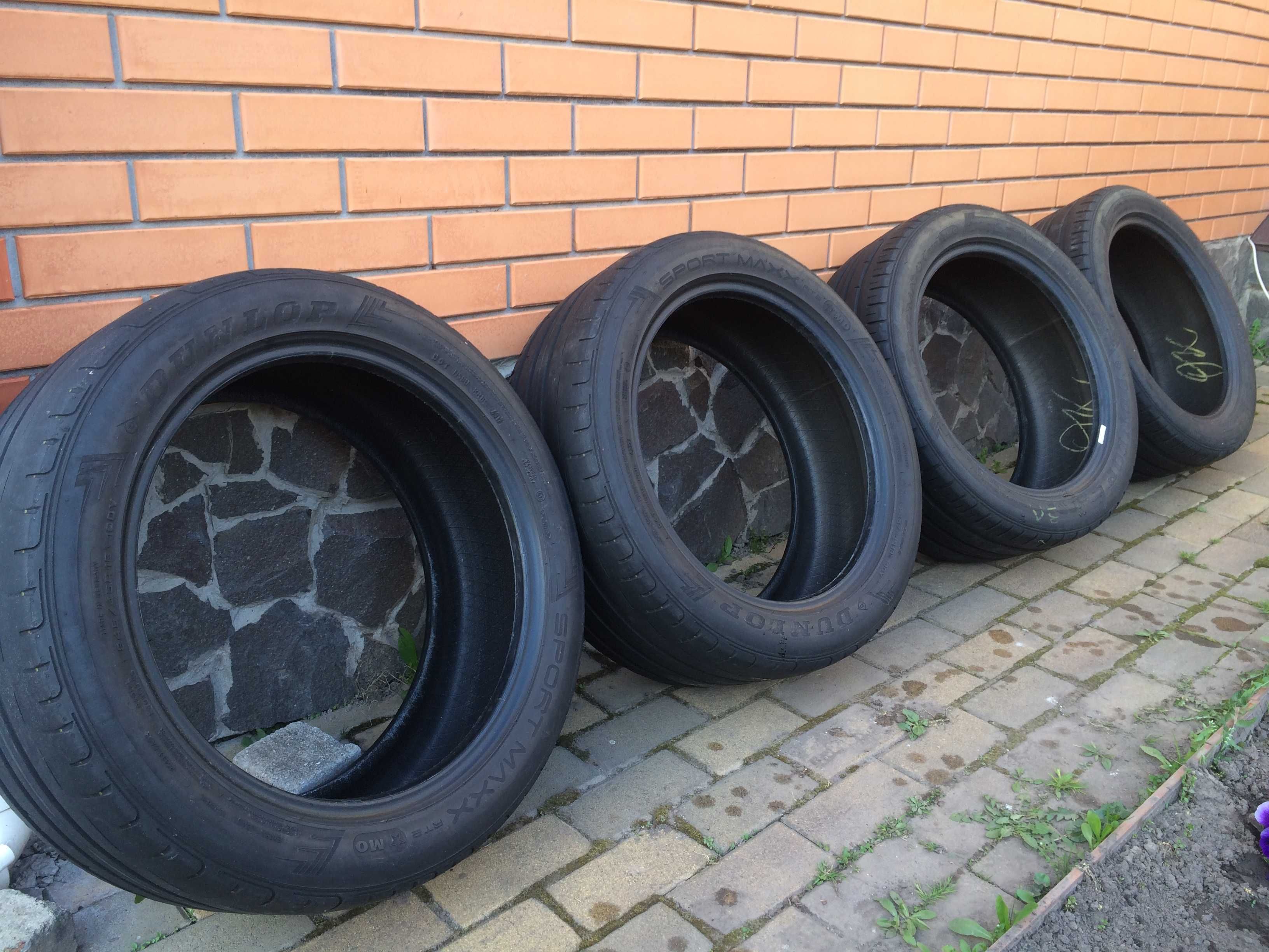 Комплект шин Dunlop Sport Maxx 245/45 R18