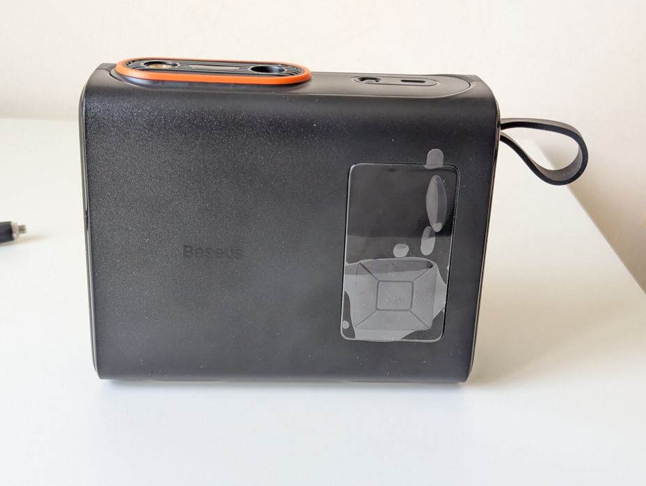 Акумуляторний автокомпресор Baseus  BS-CG007 250W 6000mAh

Автоматично