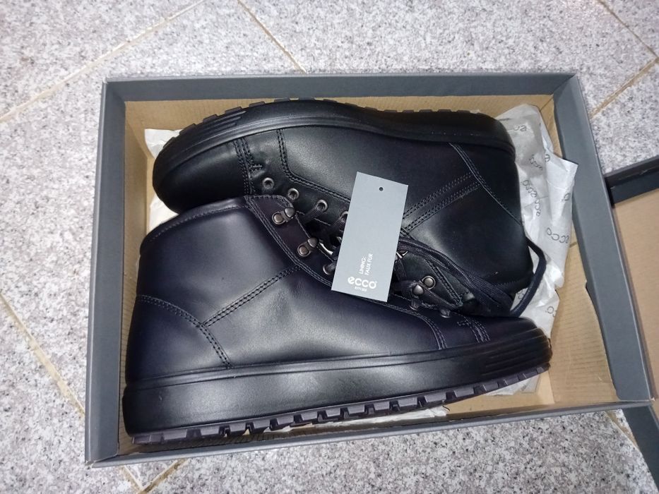 Оригінал 44,45,46 ботинки зима Ecco  утеплені
44 -29 см поглиблення,з