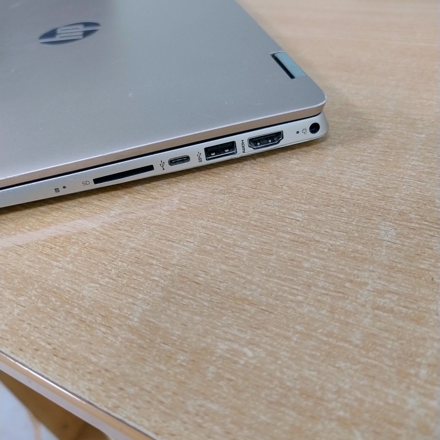 HP Pavilion x360 Convertible 14m-dh1 Touch i5-10210U
