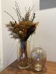 Jarras da zara home com arranjo de flores da bloom