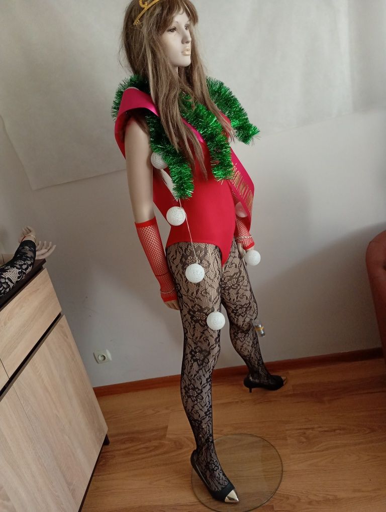 Manekin calopostaciowy