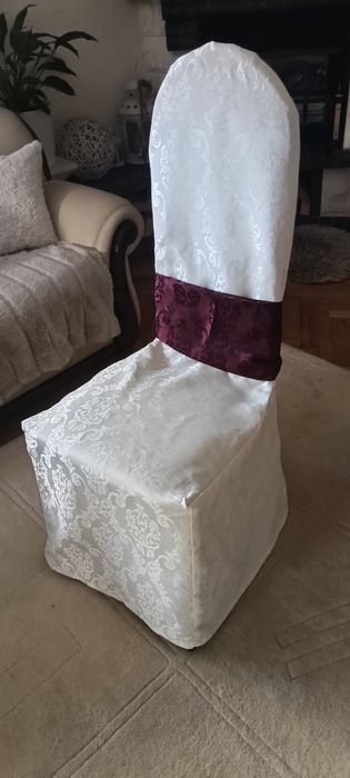 Krzesła do salonu Fameg 8 sztuk + pokrowce