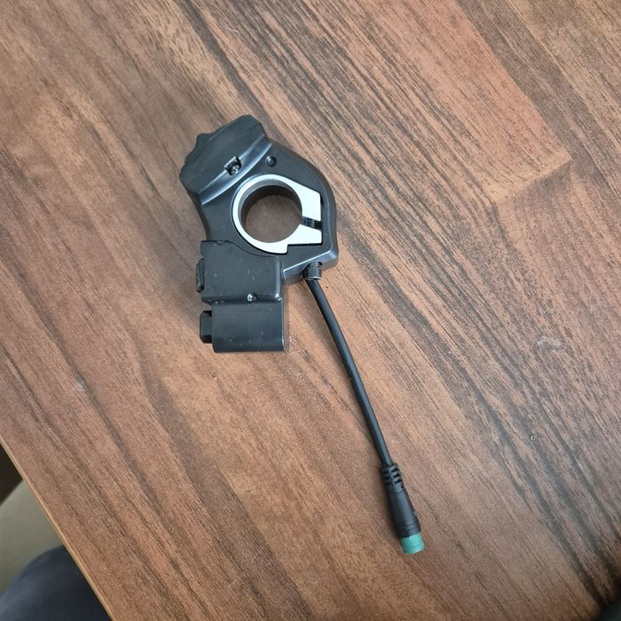 Przełoncznik świateł do kukirina g2 max