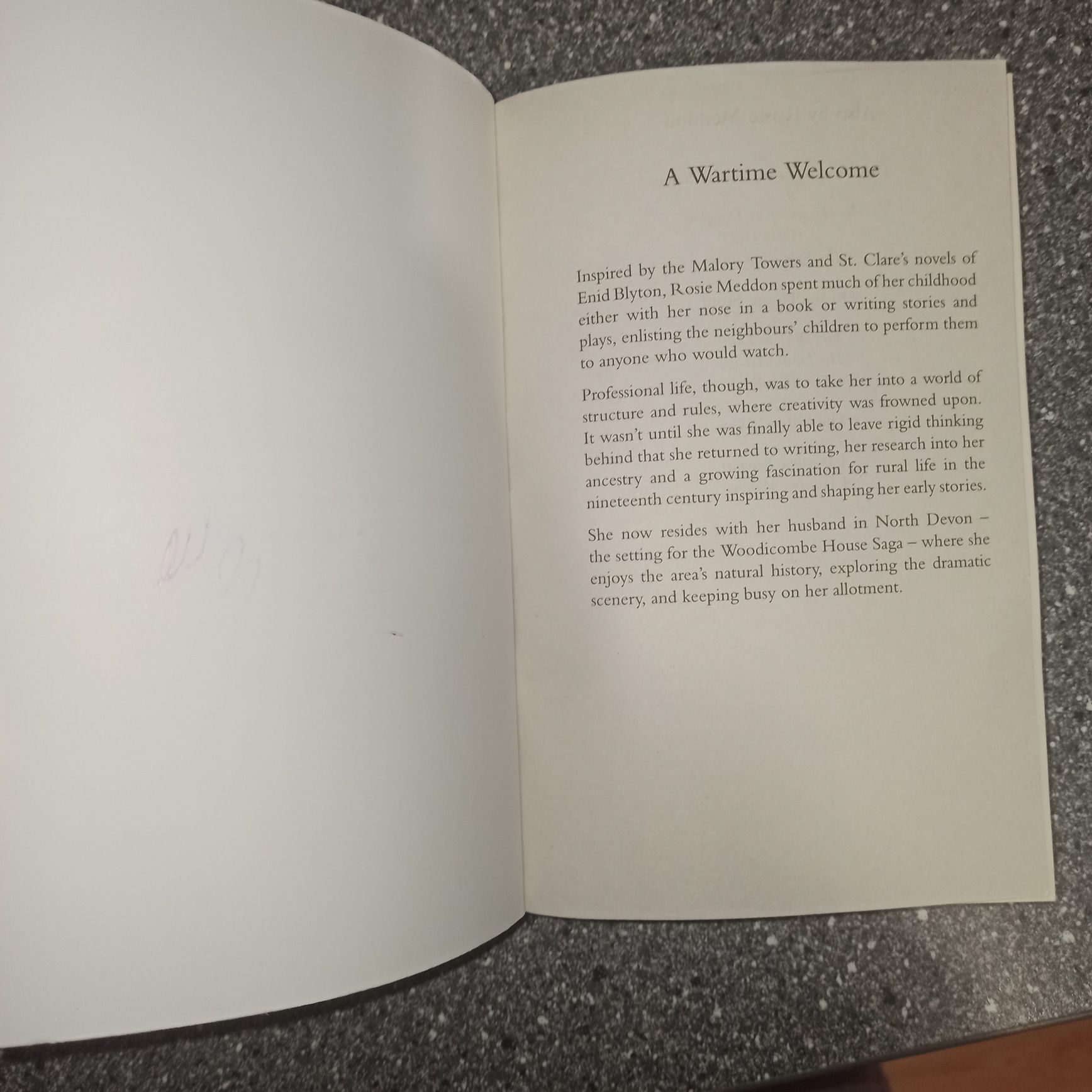 Rosie Meddon A Wartime Welcome книга англійською