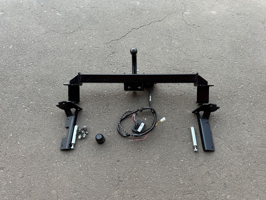 фаркоп форкоп опель зафіра b opel zafira B 2005/2011 рік оригінал