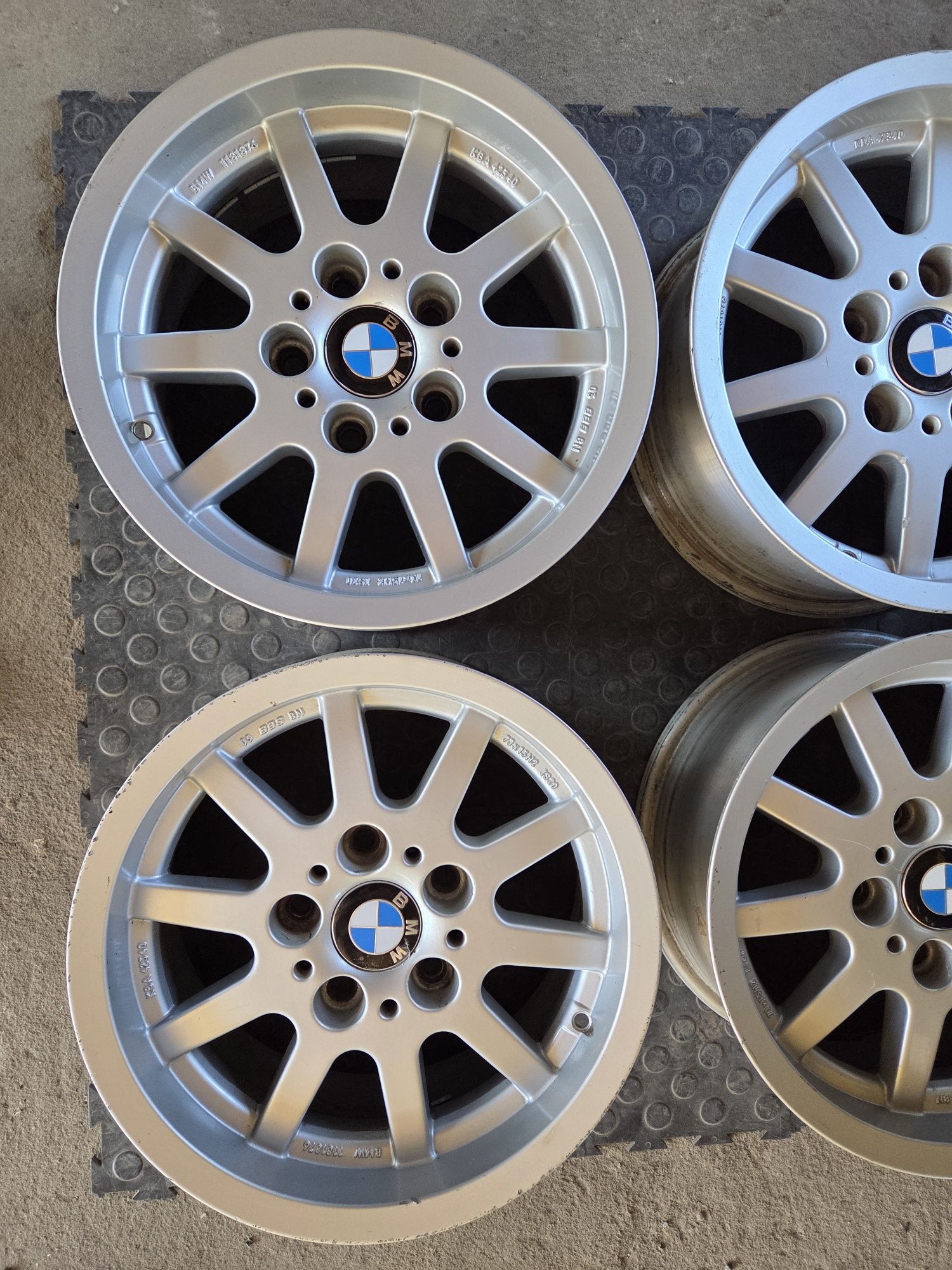 Felgi Aluminiowe 5x120 7Jx15 ET20 Bmw BBS